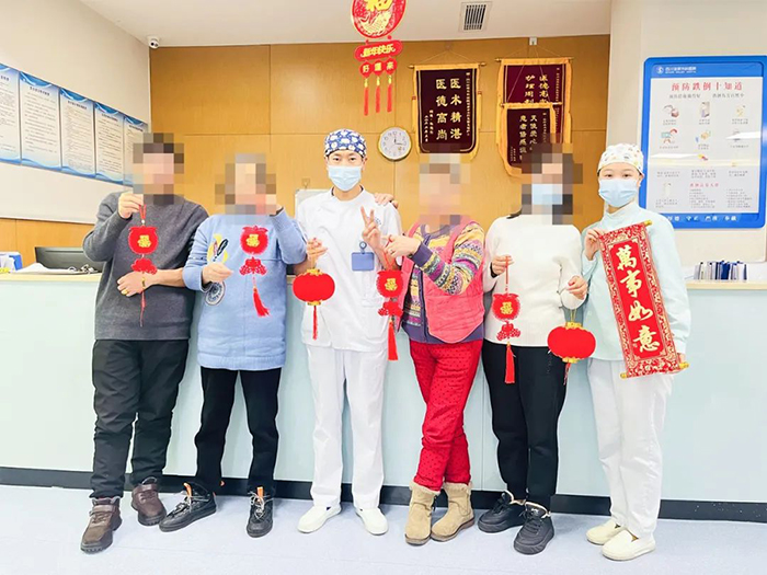 川泌血透丨永不停“析”的敬业福